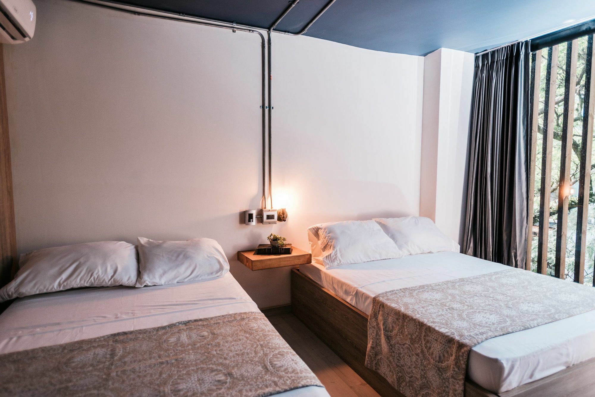 Soy Local Apartahotel