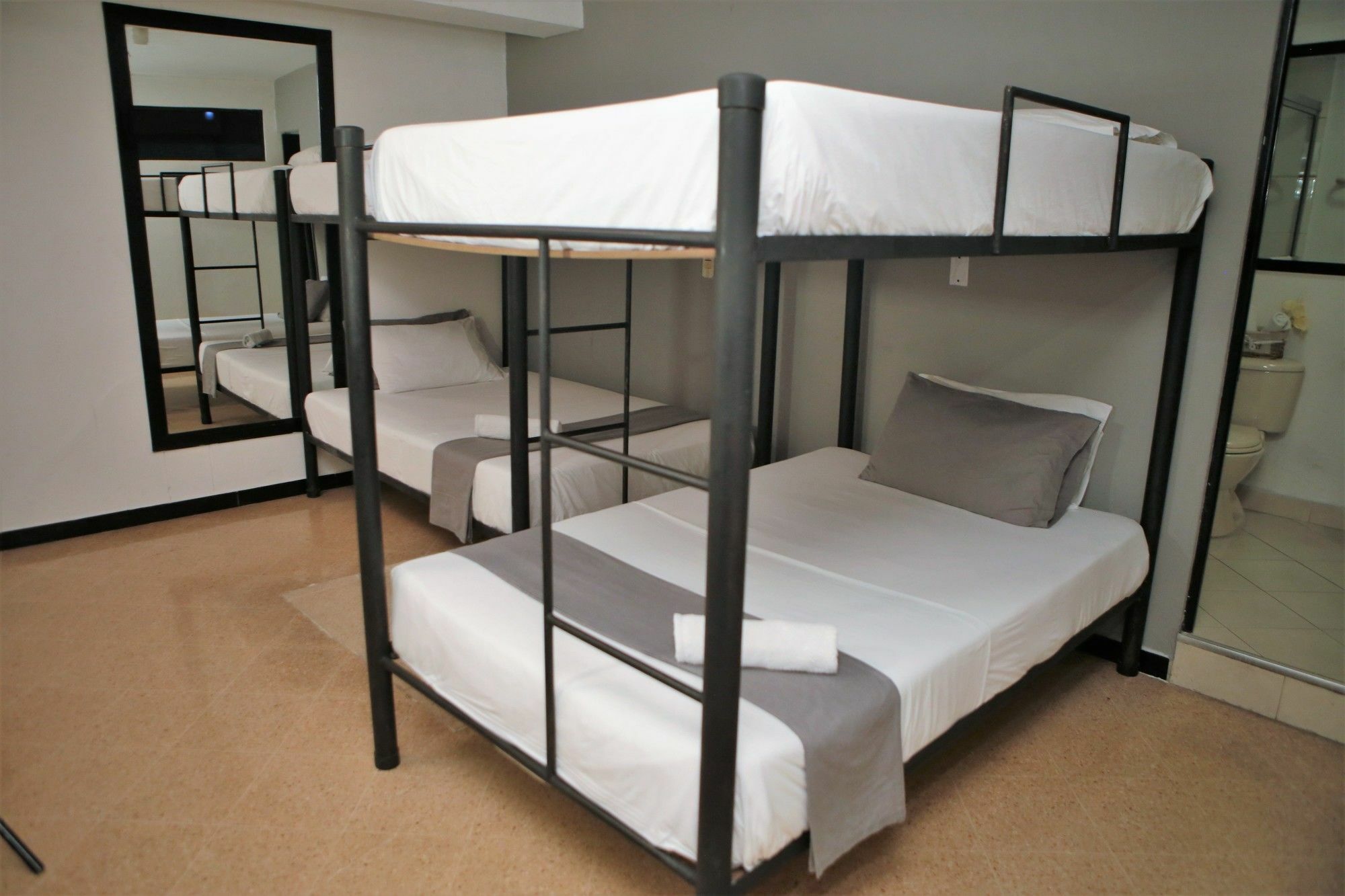 Natural Hotel 3*