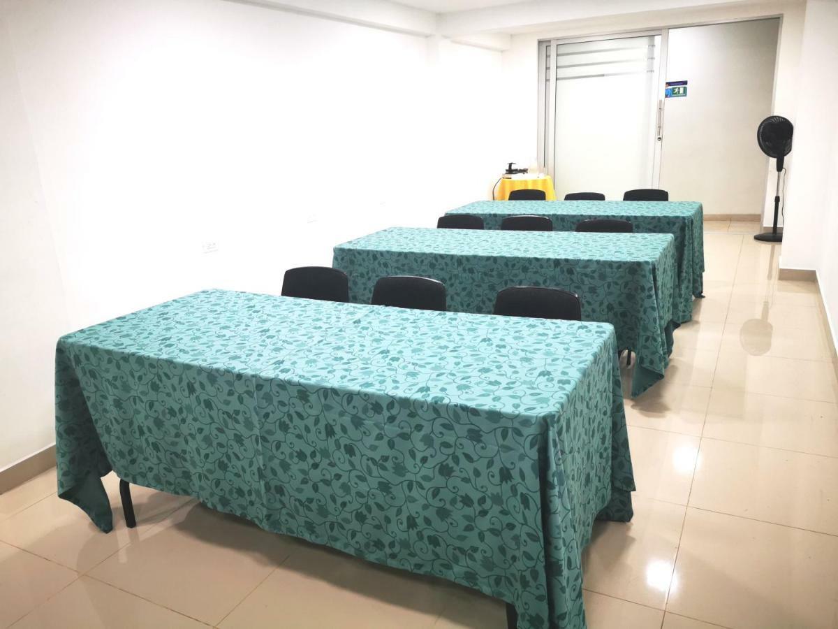 Hotel Laureles 70 3*