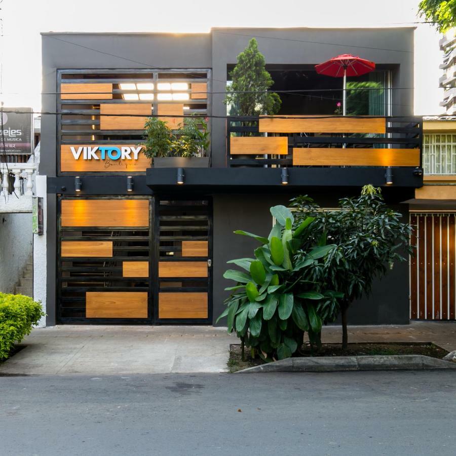 Viktory Boutique