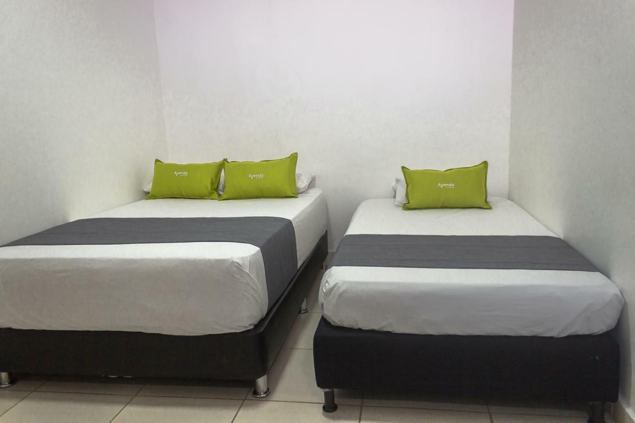 Ayenda 1244 California. Hotel