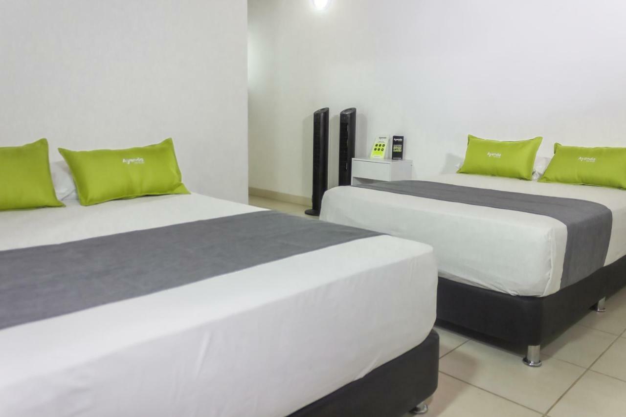 Ayenda 1244 California. 4*