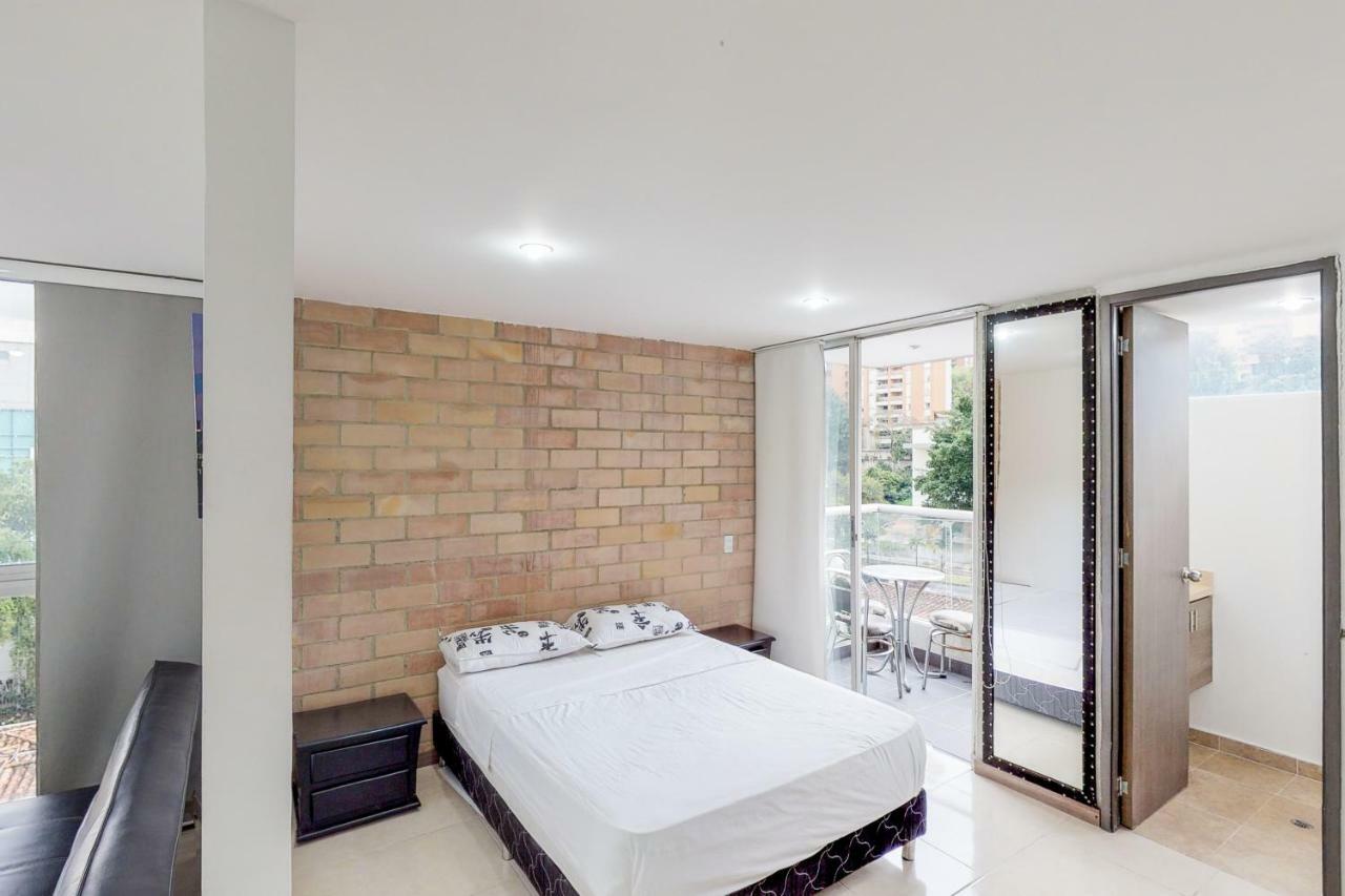 Apartamento Edificio Vegas De La Aguacatala - El Poblado *