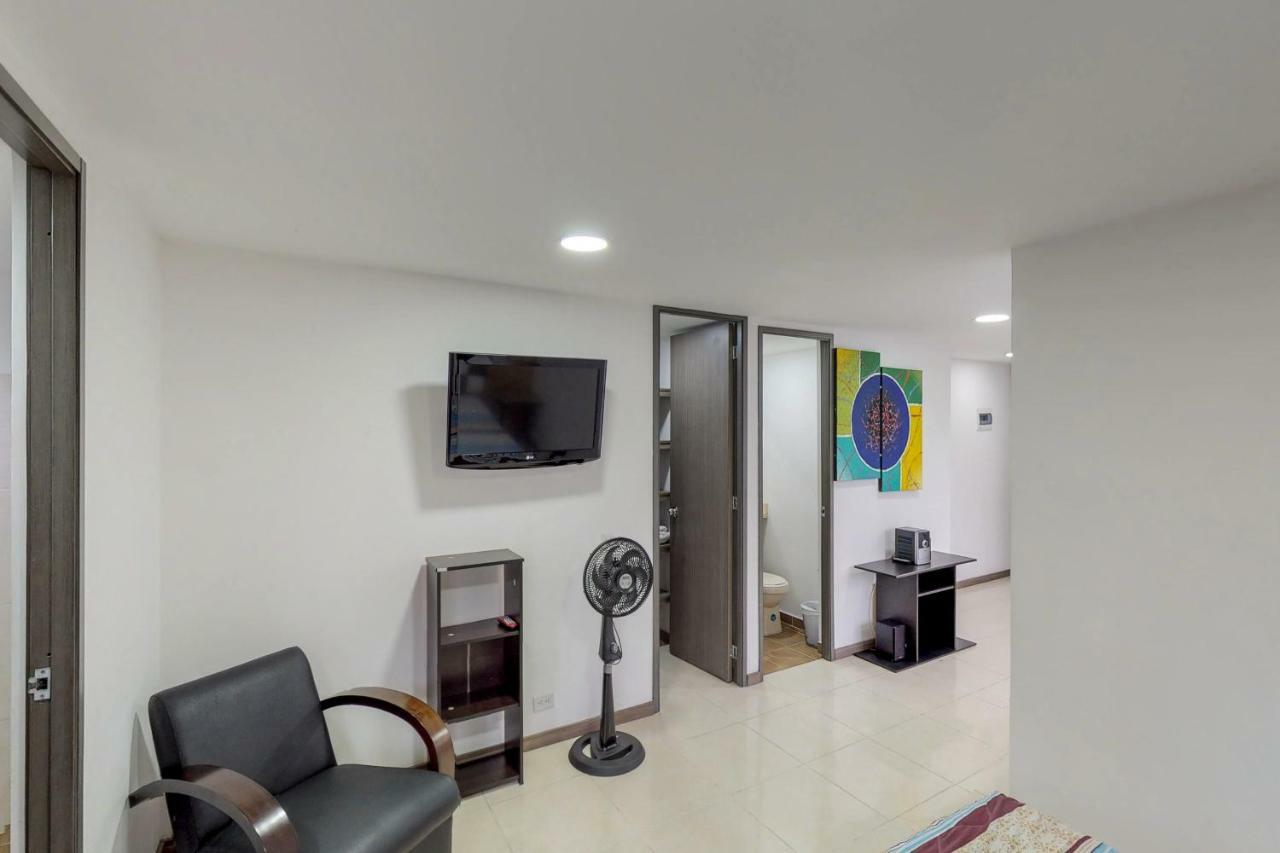 Apartamento Edificio Vegas De La Aguacatala - El Poblado Medellín