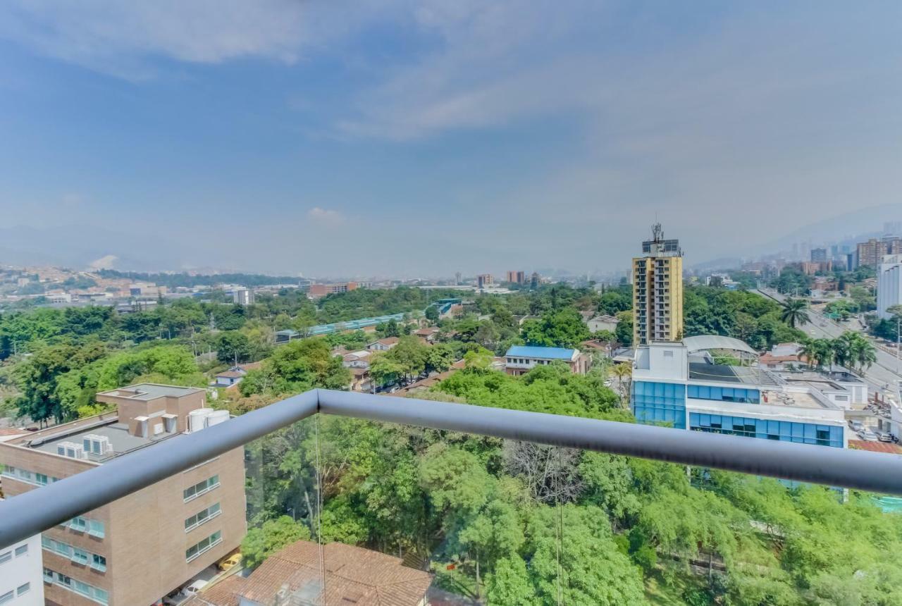 Apartamento Edificio Vegas De La Aguacatala - El Poblado Medellín