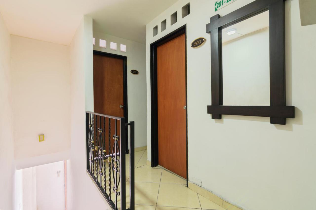 Ayenda 1247 Colombia Avenida Hotel 3*