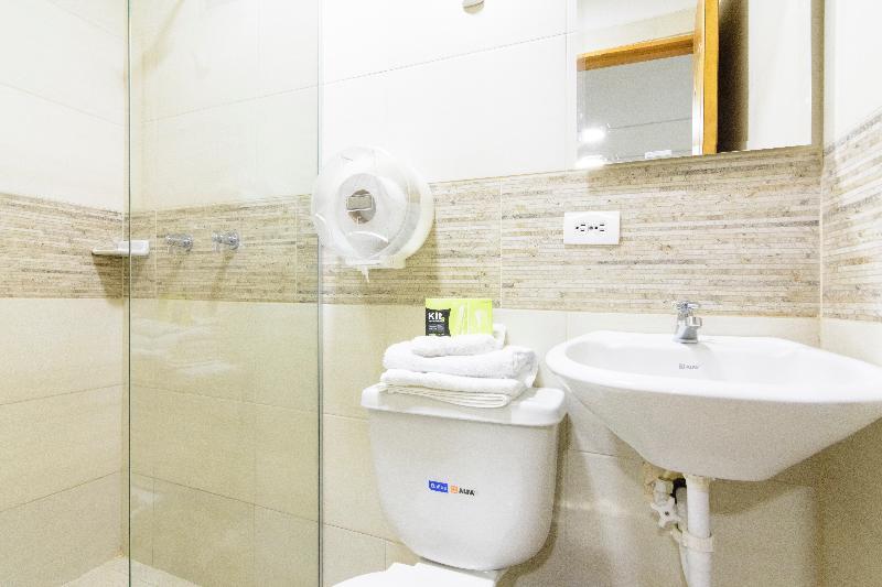 Hotel Ayenda 1244 California. 4*