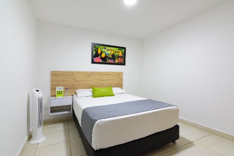 Ayenda 1244 California. Hotel 4*