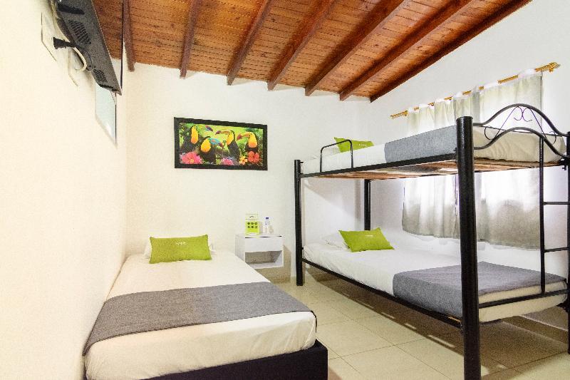 Ayenda 1244 California. Hotel 4*