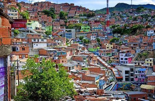 Apartastudio Calasanz- Cerca Estación Metro Floresta Medellín