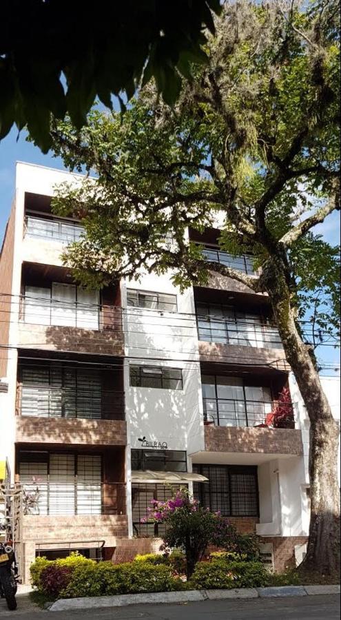 Apartastudio Calasanz- Cerca Estación Metro Floresta Medellín