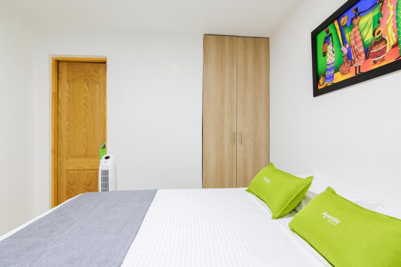 Hotel Ayenda 1244 California. 4*