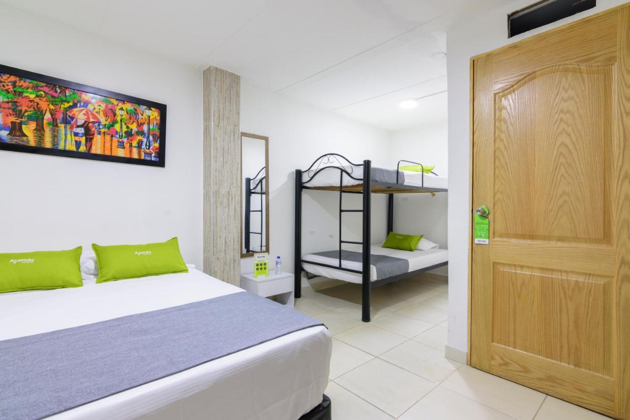 Hotel Ayenda 1244 California.