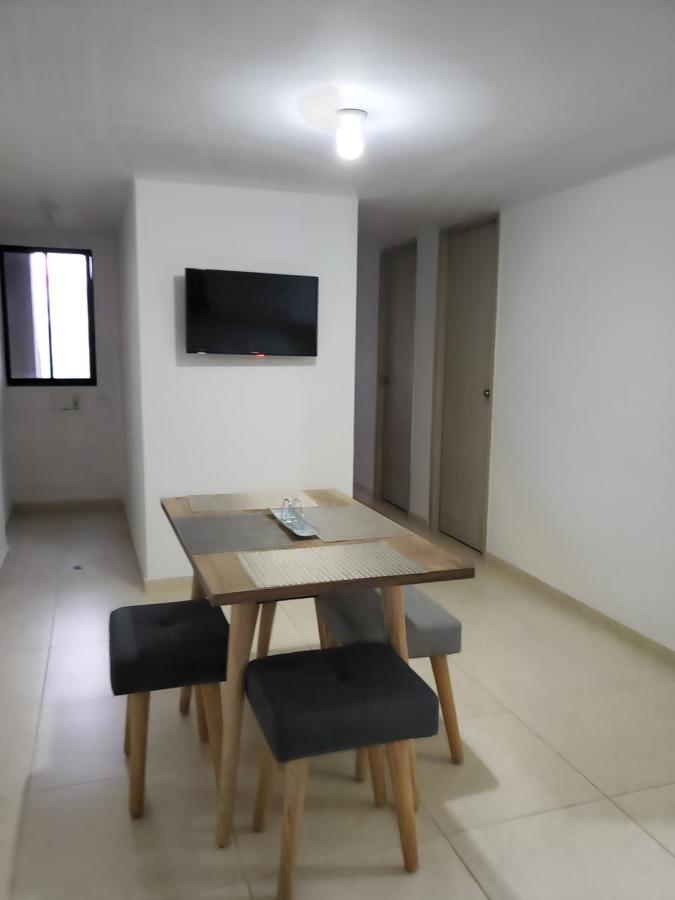 13 Trece Aparta 3* Medellín