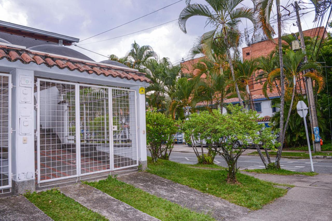 Manilla House