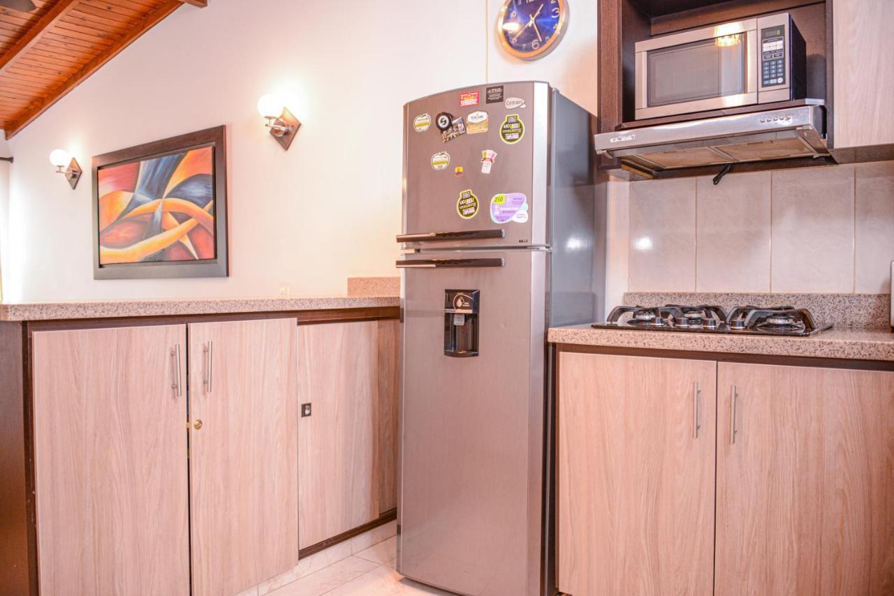 Manilla House Apartment *