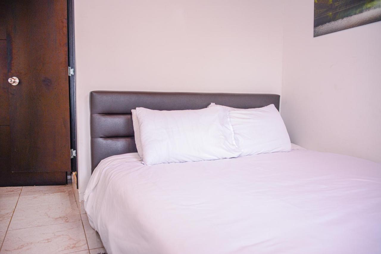 Manilla House Apartment