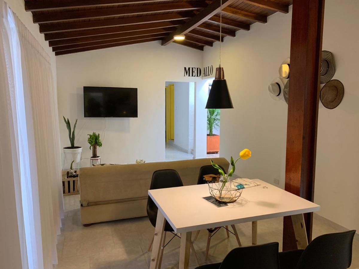 Remodelado En El Mejor Lugar Del Centro De Medellín. Aris 402 Apartamento Medellín