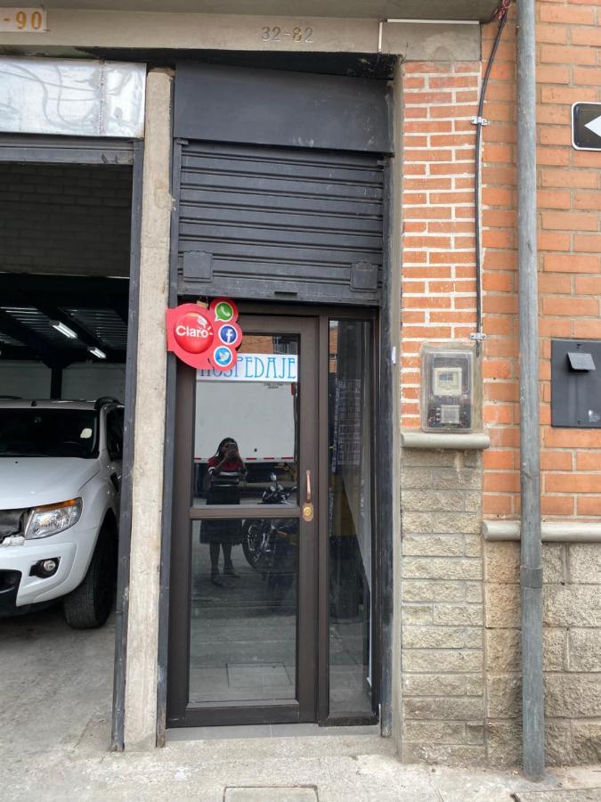 Pensión Alquiler De Habitación En Barrio San Diego *