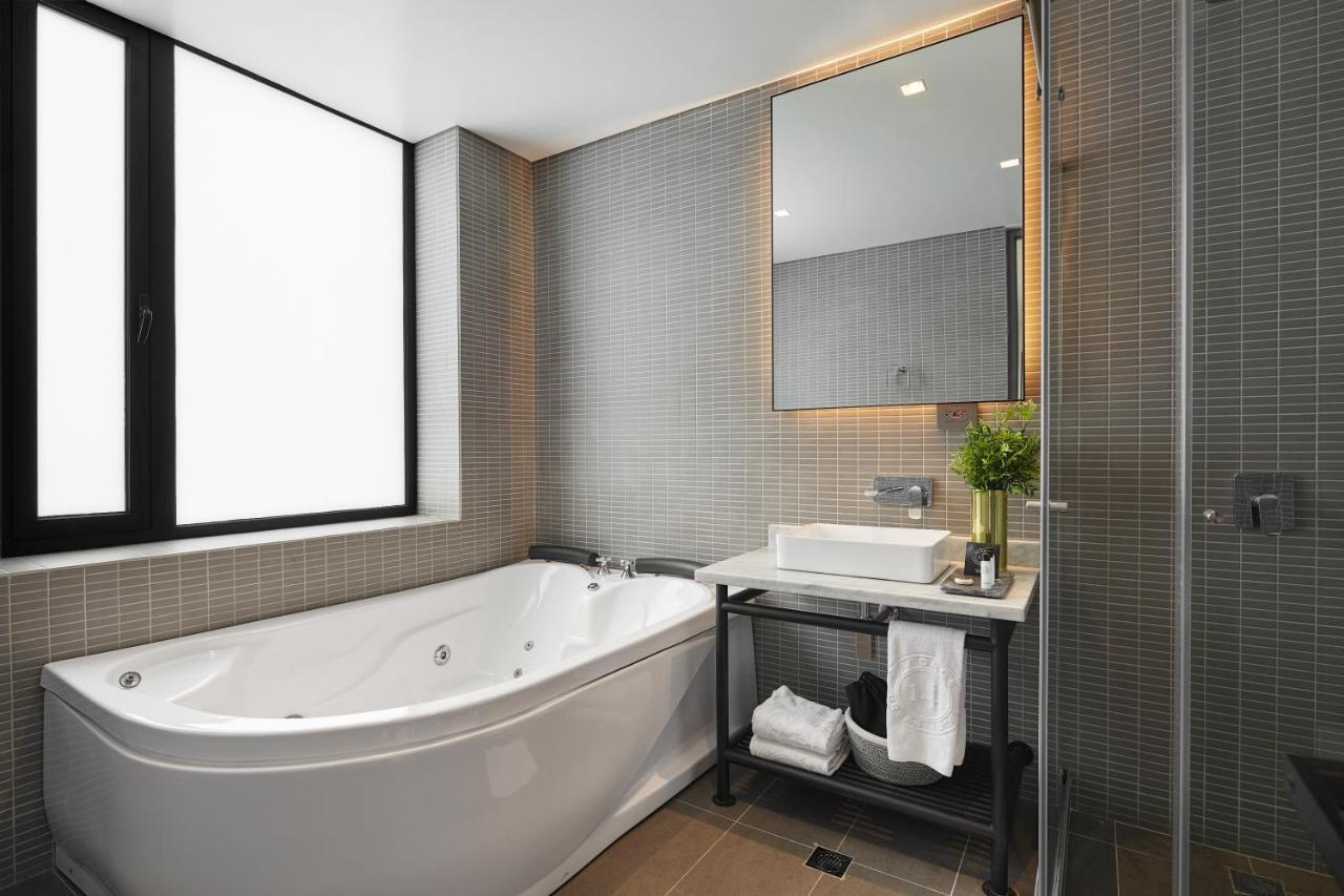 Hotel 14 Urban 4*
