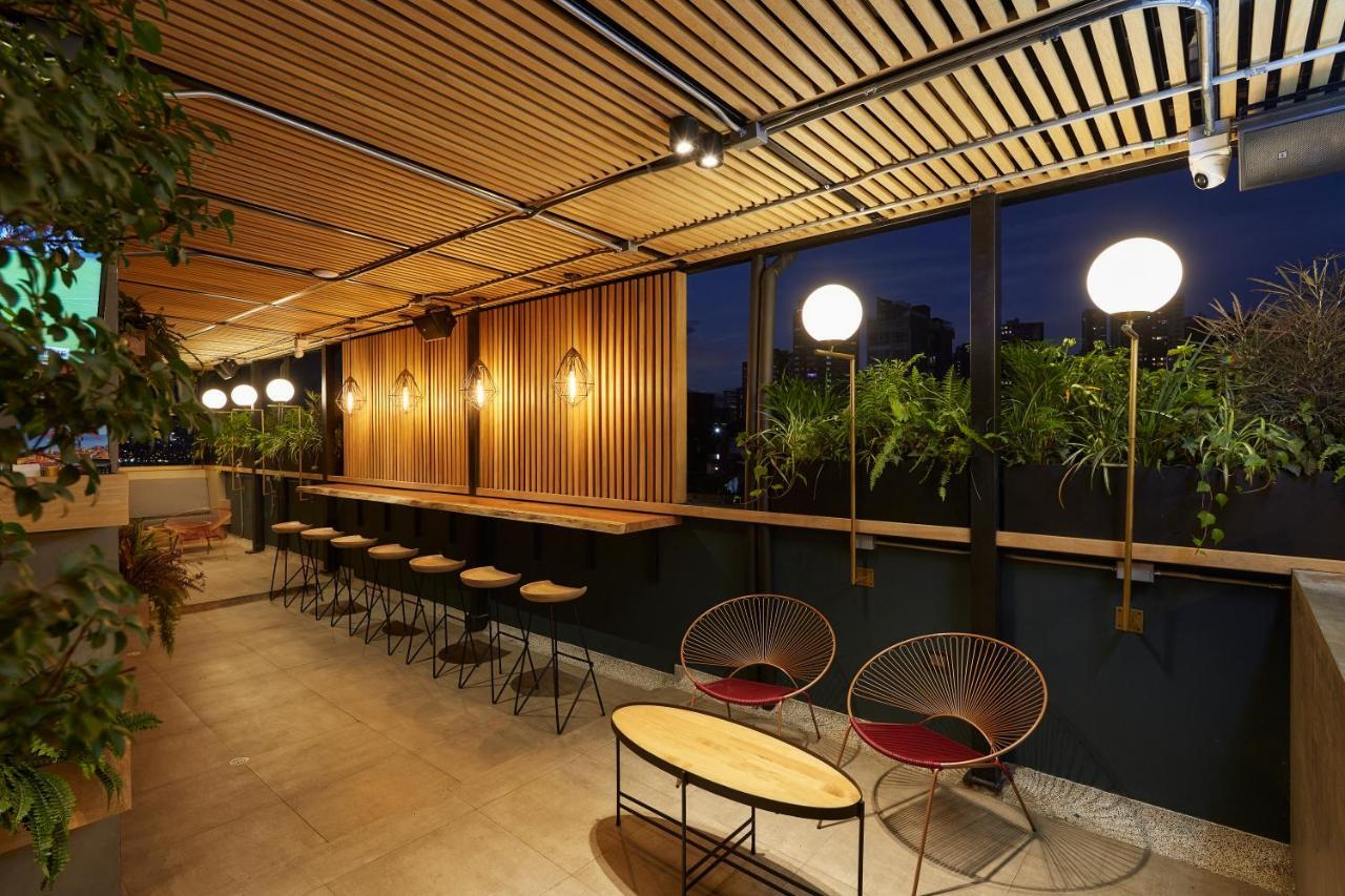 14 Urban Hotel 4*