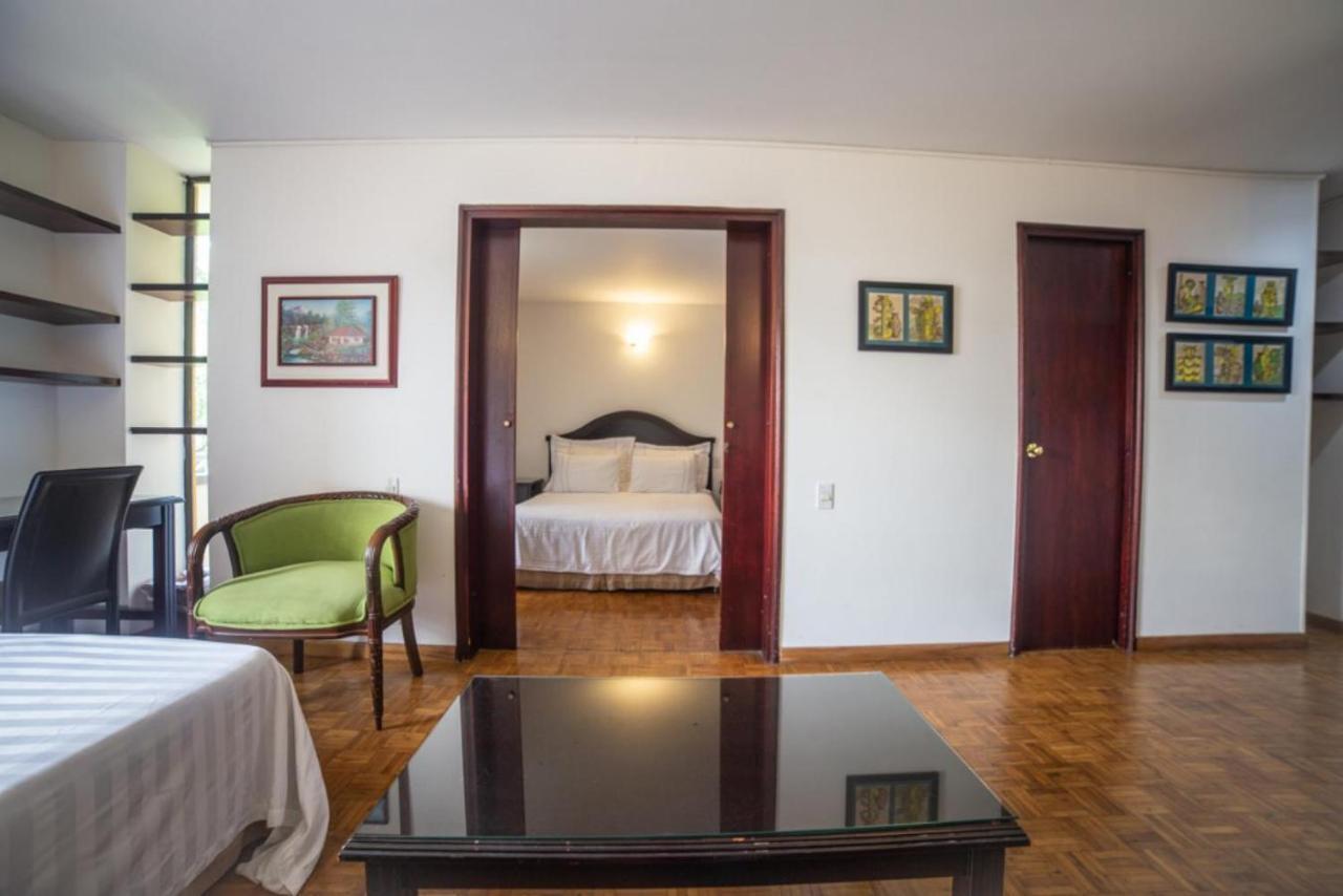 Park 42 Apartasuites Medellín