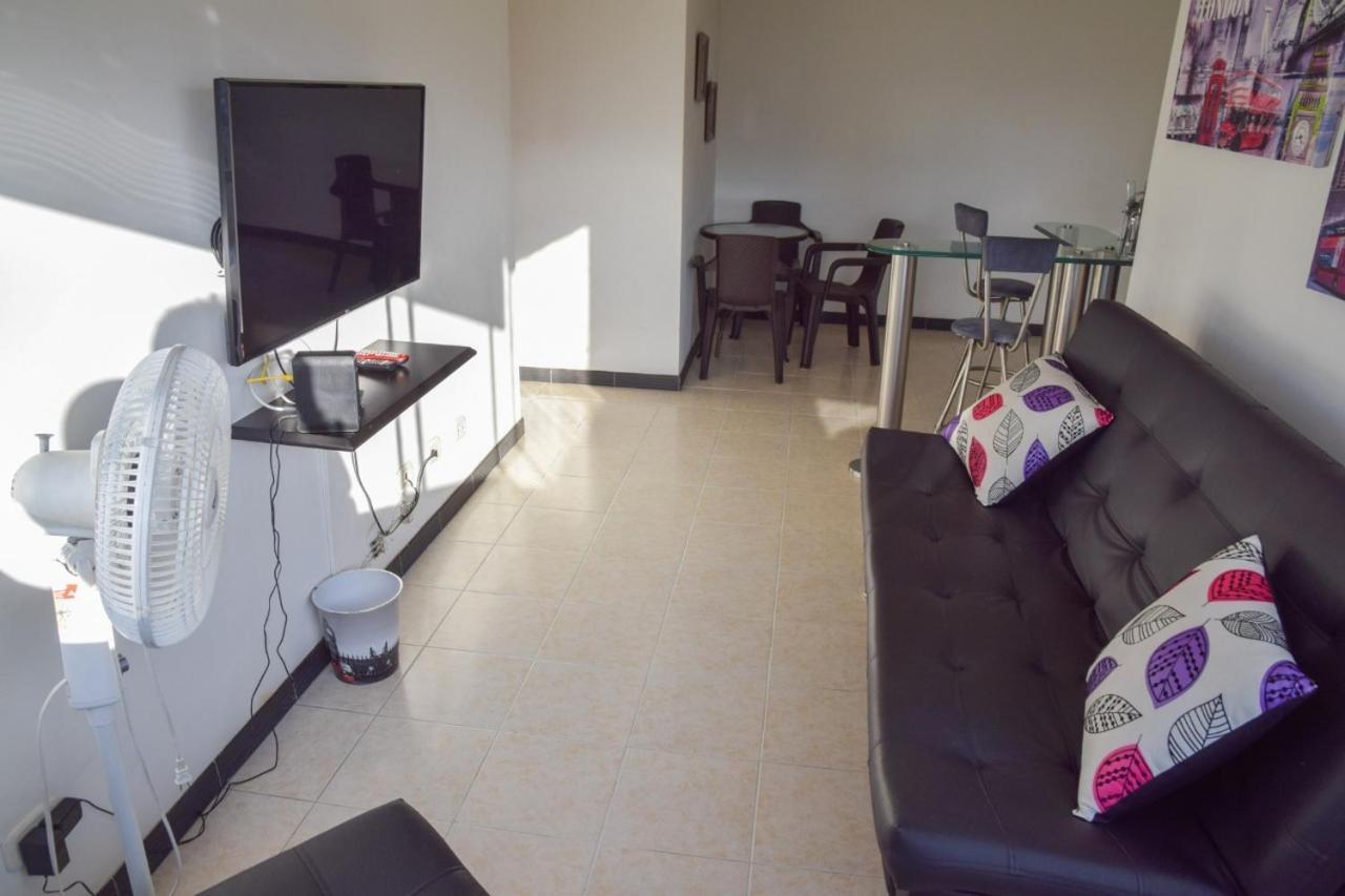 Edificio Belmonte Apartamento *