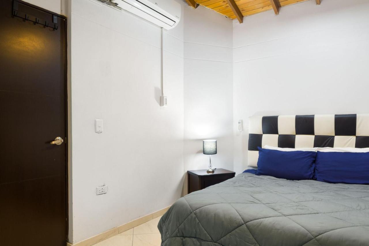 Poblado Brownstone Apartment Medellin