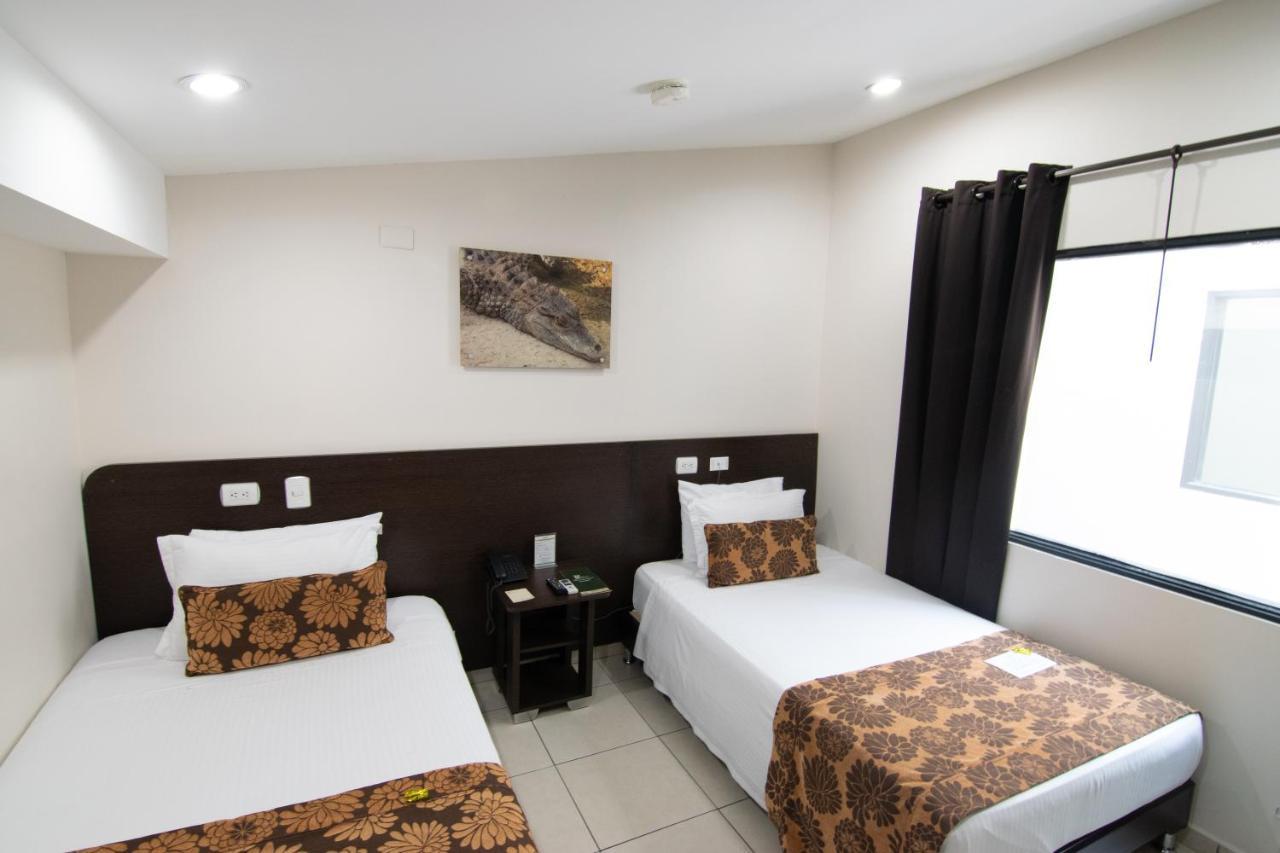 Poblado Boutique Express