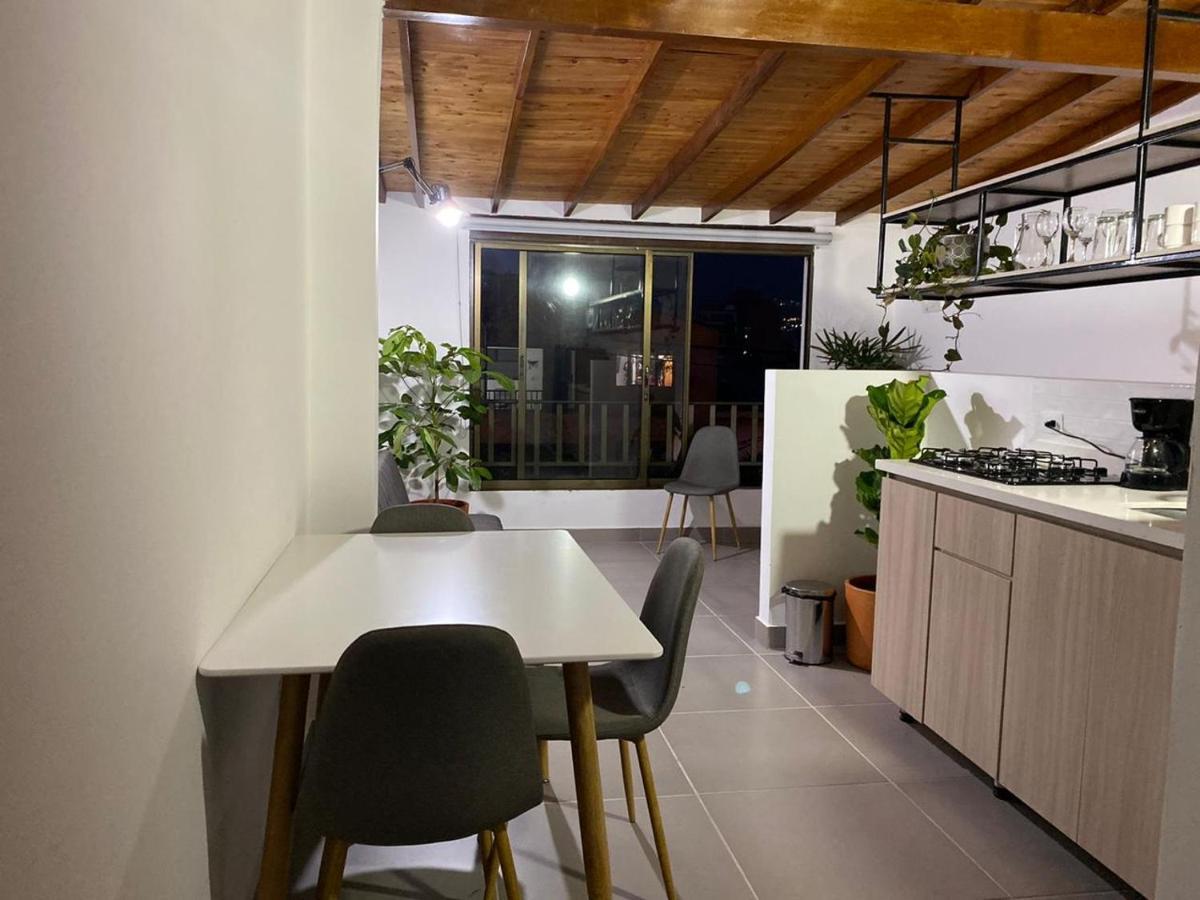 Vivvo 80 * Medellín
