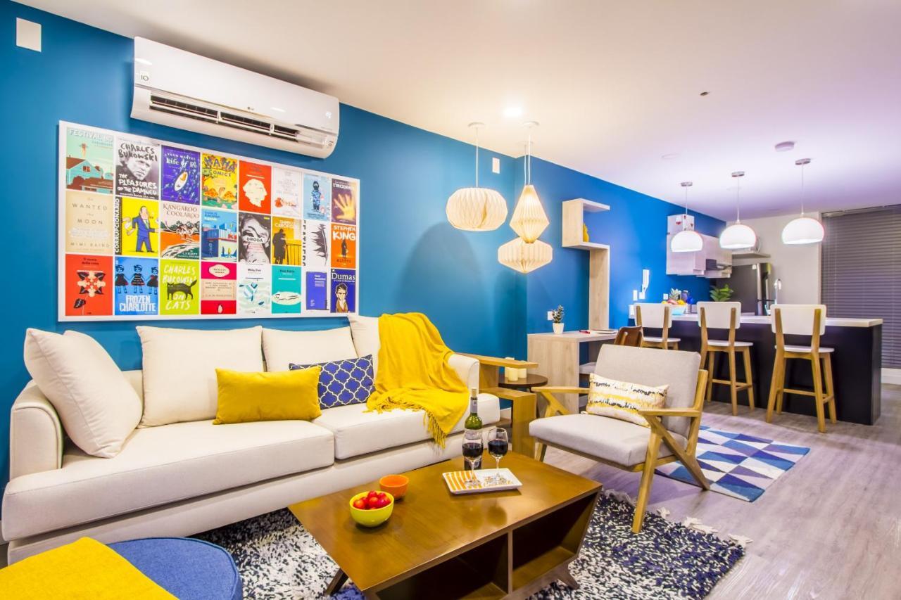 Laureles Suites By Lifeafar *