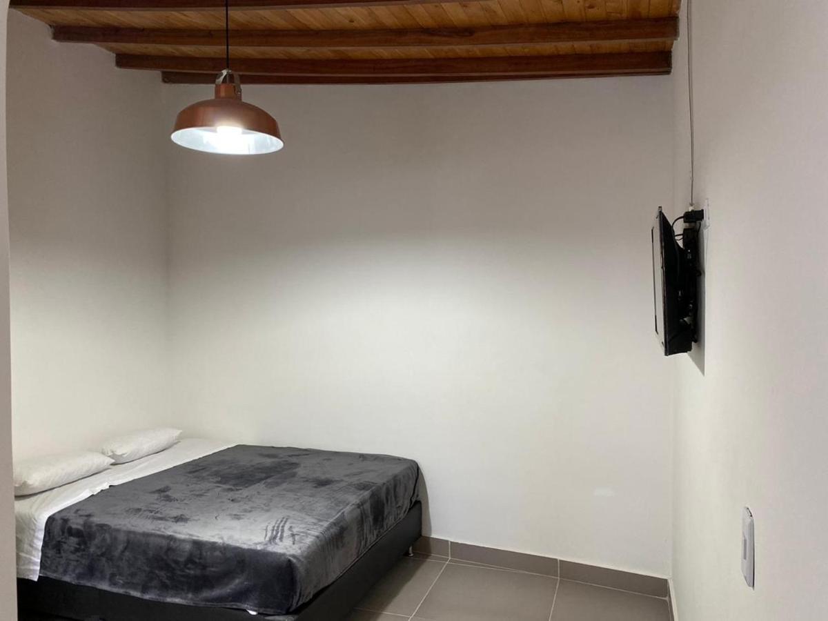 Vivvo 80 * Medellín