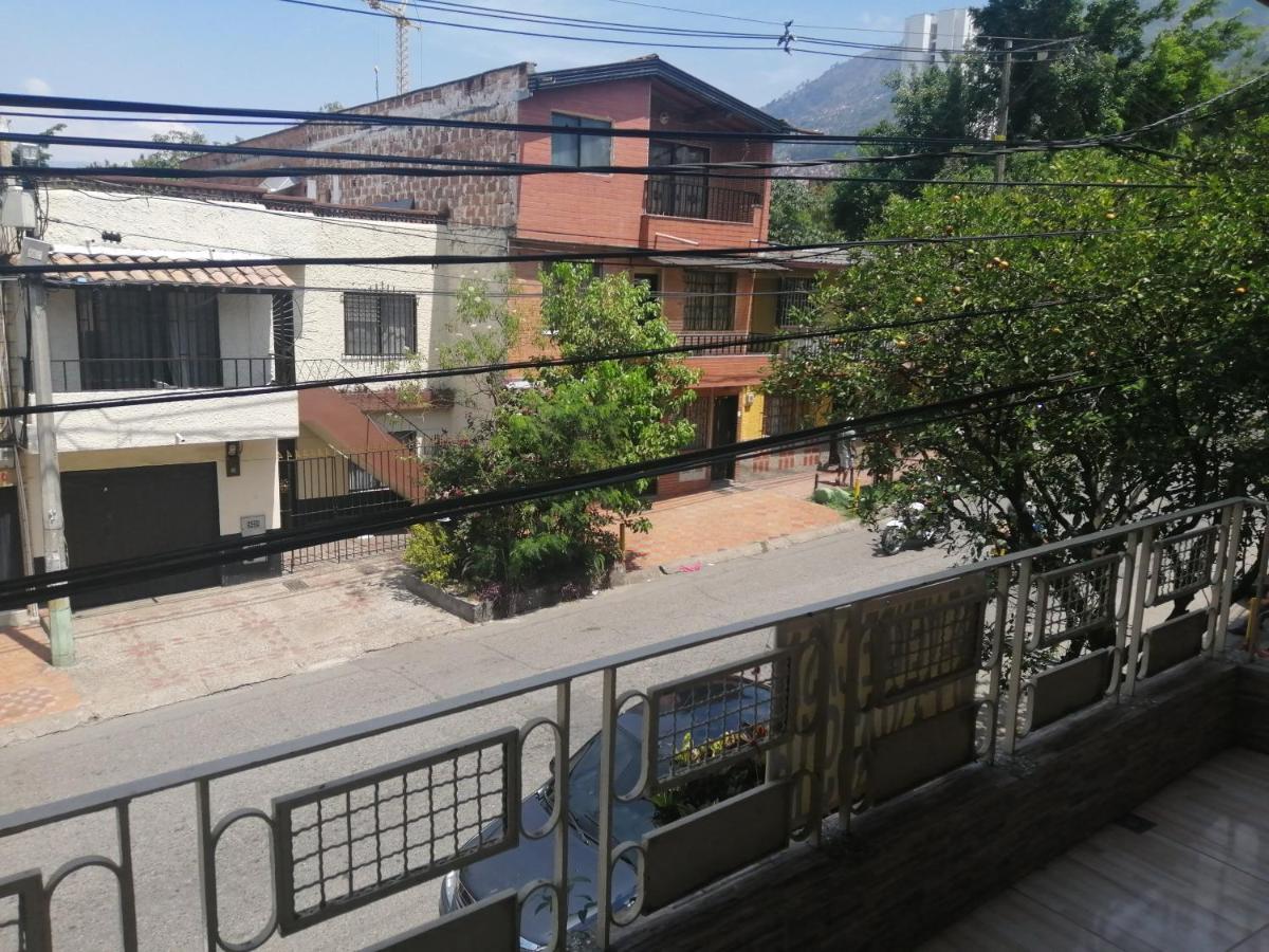 Casa Compartir Udea * Medellín