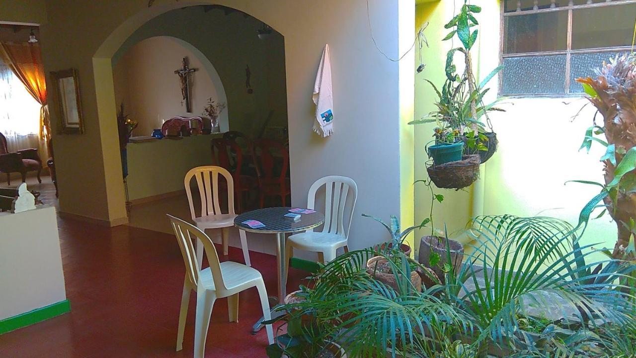 Casa Luna -estratégica Ubicación- Pensión *