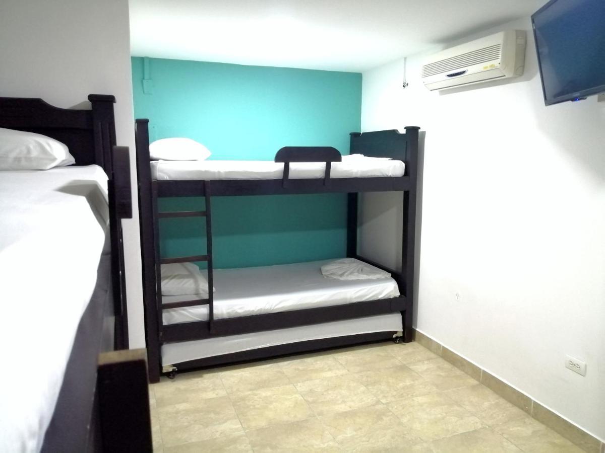 Aqua Lux Hotel *