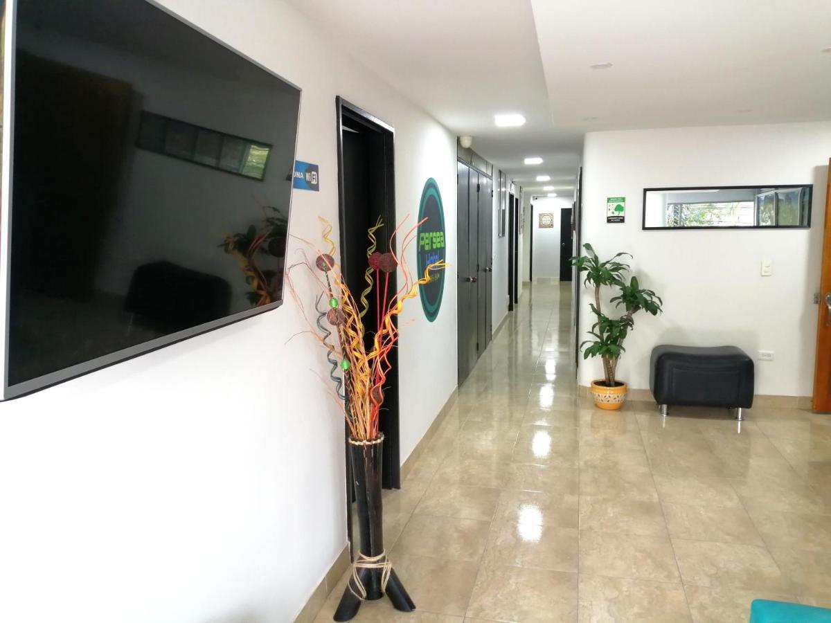 Aqua Lux Hotel