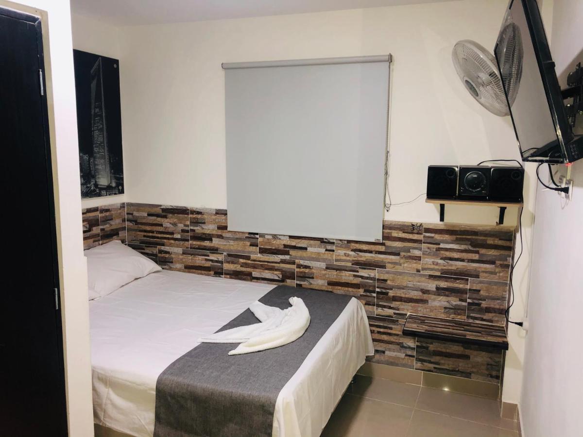Select Hotel