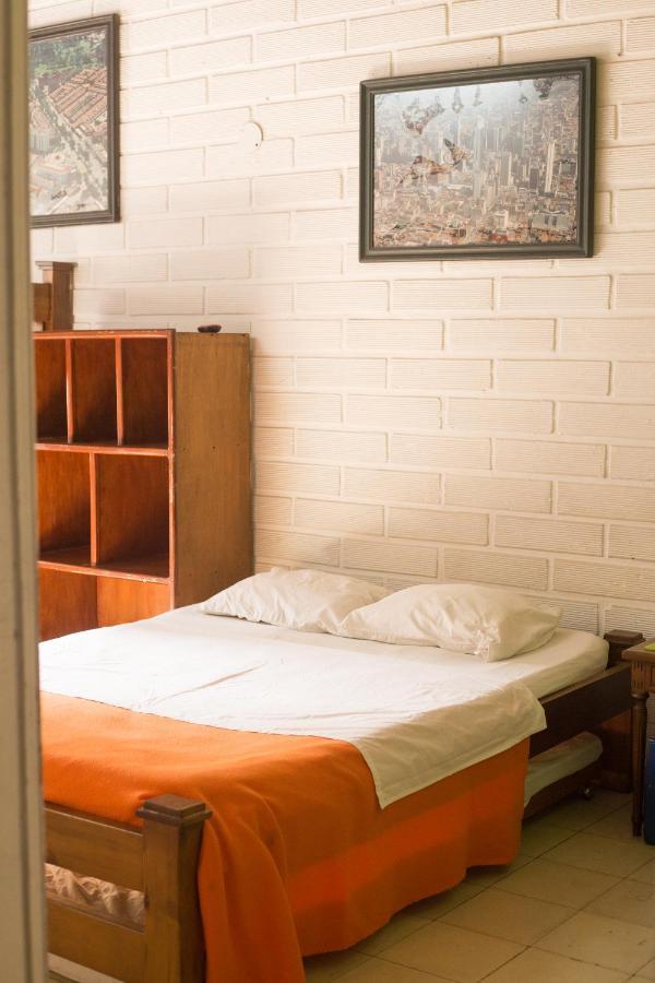 Hostal Spring *