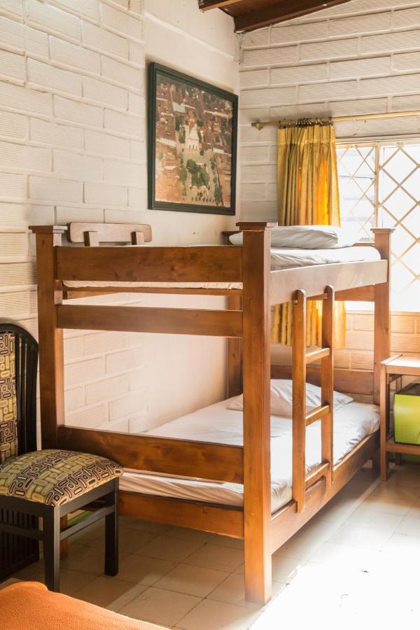 Hostal Spring *