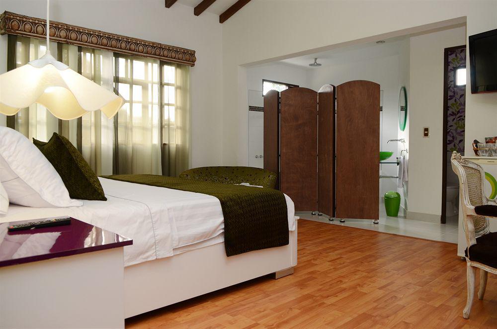 Kolor Boutique Hotel 3*