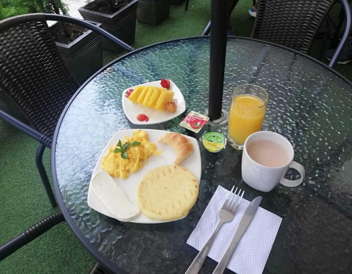 Boutique Laureles Hotel 4*