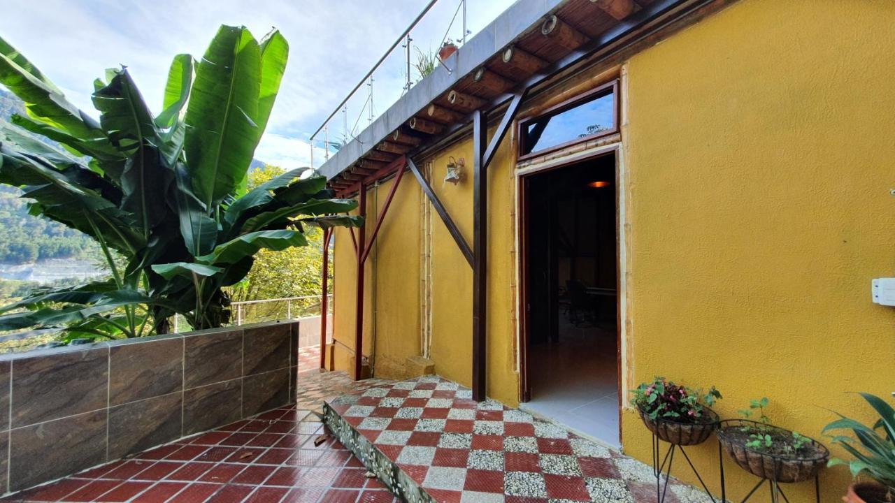 La Cumbamba Lodge *