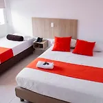 Hotel Suites 44 Laureles