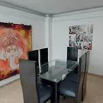 Hospedaje grupos /Flias - Barrio Los Colores