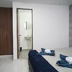 Habitacion 101 Con Bano Privado En Laureles-Estadio