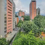 Ankara 802-Beautiful Apt One Block From Provenza