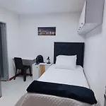 Mini-Estudio 4 Privilegiada Ubicacion Frente Al Centro Comercial