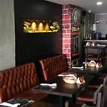 San Peter Family Suites
