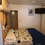 Noras Homestay Laureles