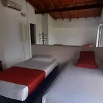 Hotel Laureles 70